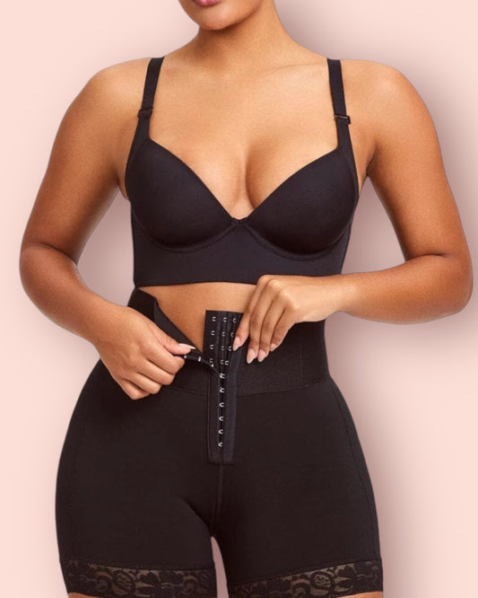 Short ultra gainant 3 crochets remonte fesses