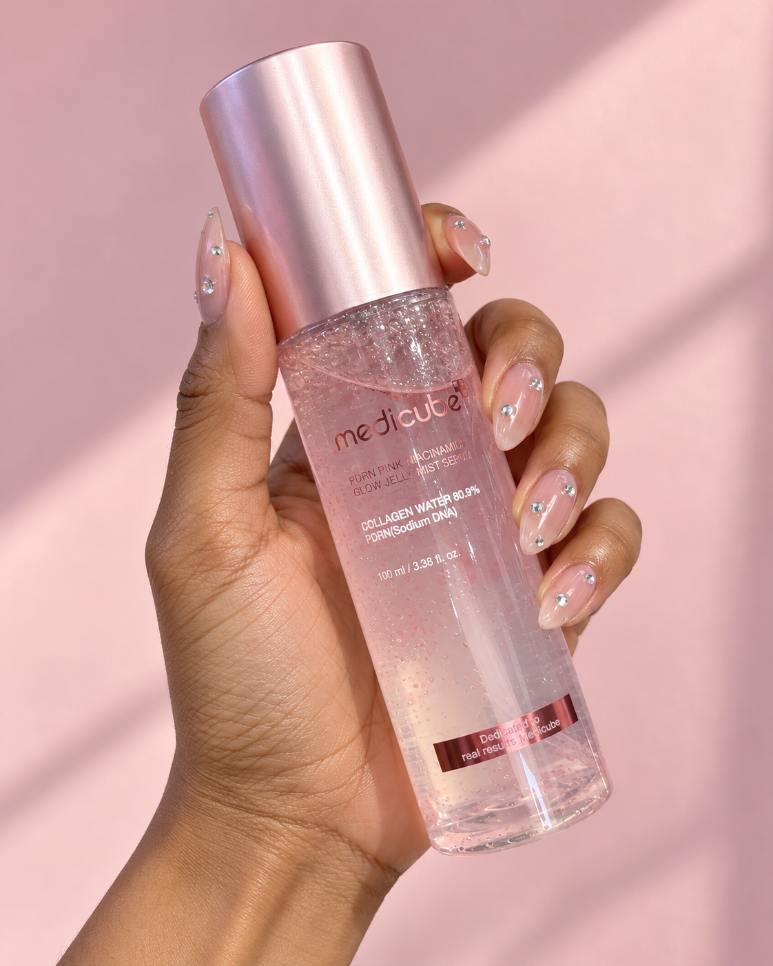 MEDICUBE PDRN Pink Niacinamide Glow Jelly Mist Serum – Brume Sérum Éclat 100 ml